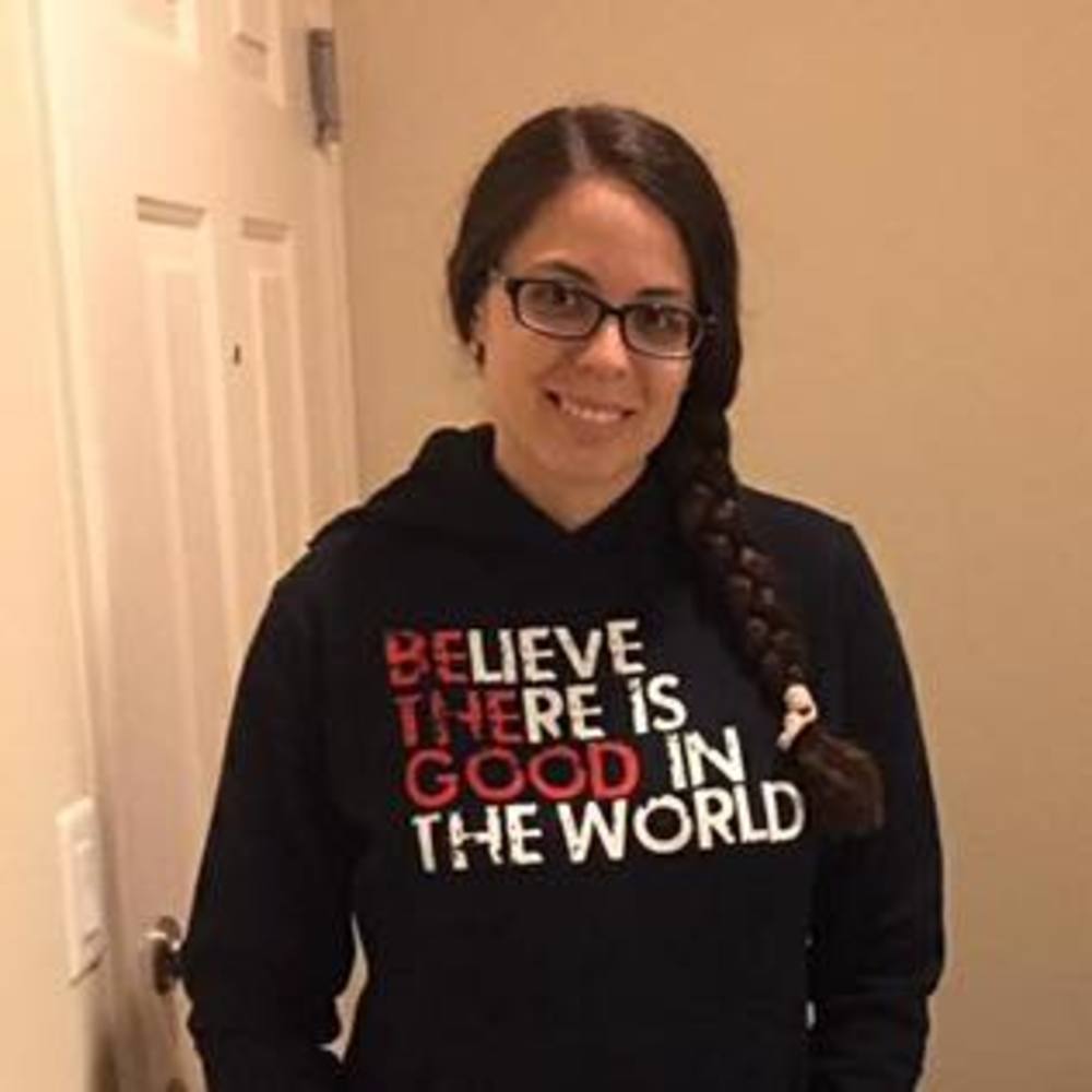 Meet your Posher, Samina